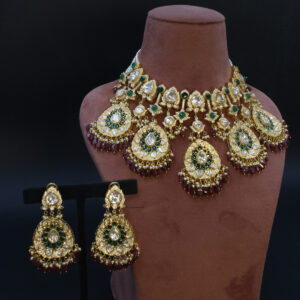 Raina Necklace Set