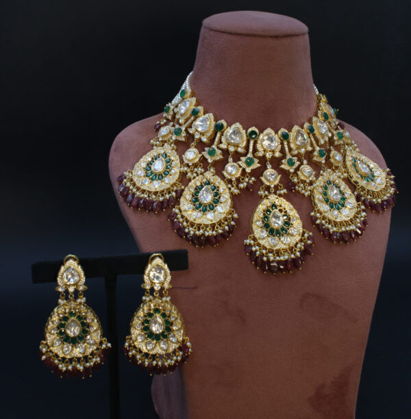 Raina Necklace Set