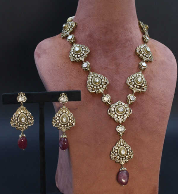 Naira Necklace Set