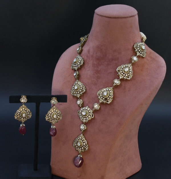 Naira Necklace Set - Image 4